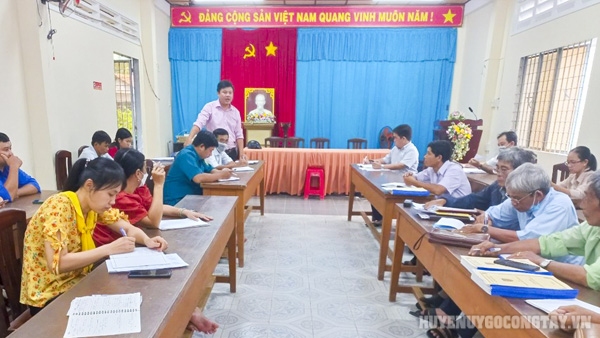 Ban Chỉ huy phòng, chống thiên tai và tìm kiếm cứu nạn xã Thạnh Nhựt tổ chức họp khẩn để đề ra phương án ứng phó kịp thời với bão Noru